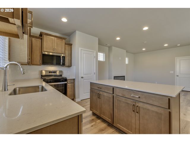 2088 37th Ave Lot 110, Forest Grove, OR 97116