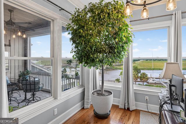 107 Broad Street C, Darien, GA 31305