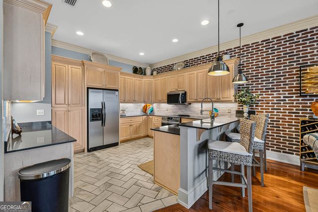 107 Broad Street C, Darien, GA 31305