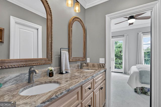 107 Broad Street C, Darien, GA 31305