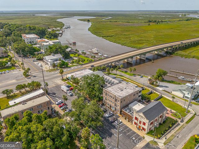107 Broad Street C, Darien, GA 31305