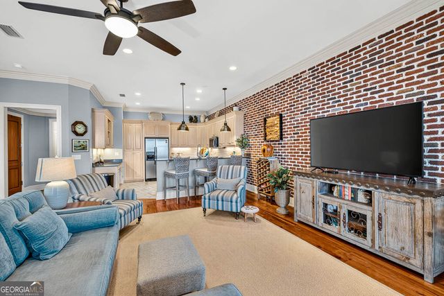 107 Broad Street C, Darien, GA 31305