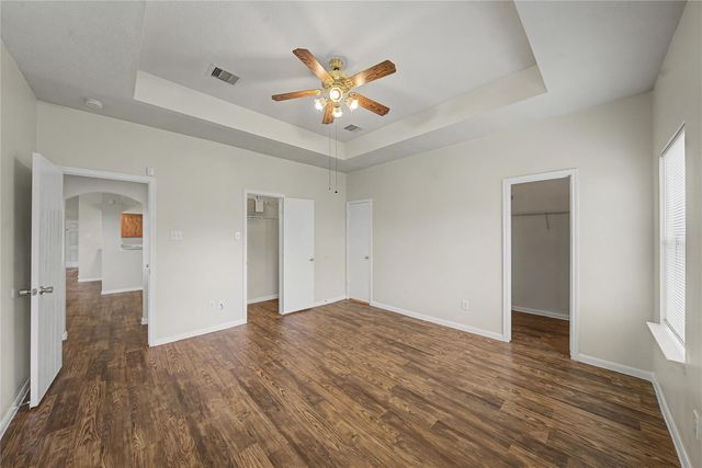 1111 Auburn View Lane, Fresno, TX 77545