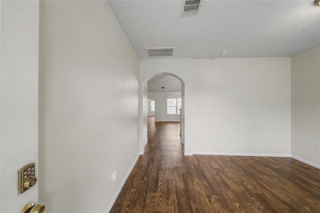 1111 Auburn View Lane, Fresno, TX 77545