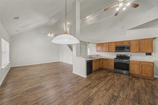 1111 Auburn View Lane, Fresno, TX 77545