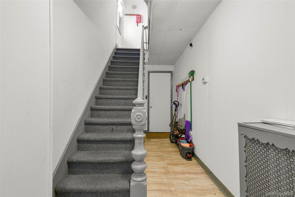 35 Charles Street, New Rochelle, NY 10801 — photo 3