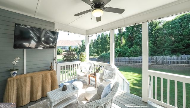 311 Wooded Glen Ln, Carrollton, GA 30117