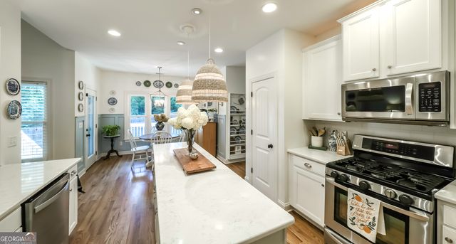311 Wooded Glen Ln, Carrollton, GA 30117