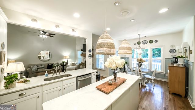 311 Wooded Glen Ln, Carrollton, GA 30117