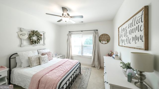 311 Wooded Glen Ln, Carrollton, GA 30117