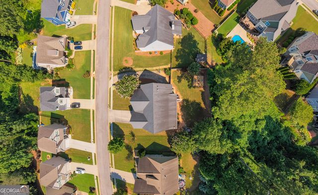 311 Wooded Glen Ln, Carrollton, GA 30117