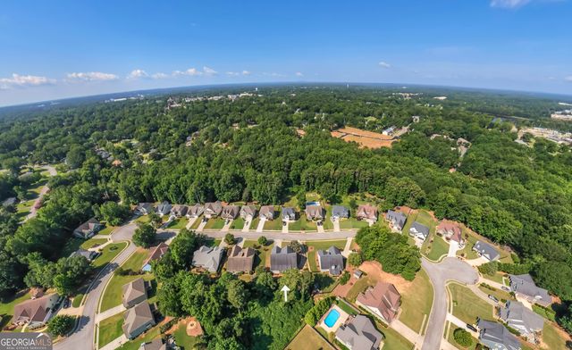 311 Wooded Glen Ln, Carrollton, GA 30117