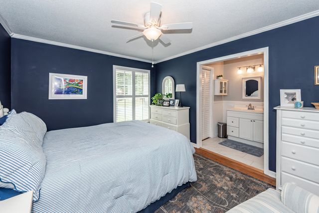 7758 Barclay Avenue, North Charleston, SC 29418