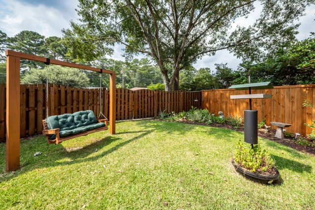 7758 Barclay Avenue, North Charleston, SC 29418