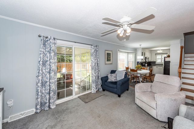 7758 Barclay Avenue, North Charleston, SC 29418