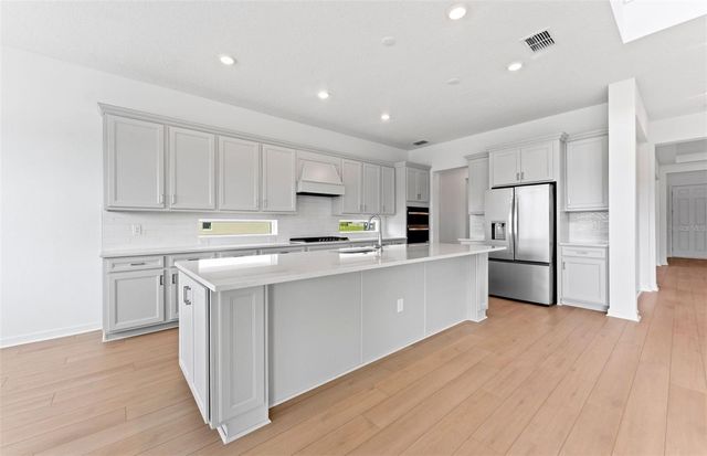 9907 AUTUMN RIDGE AVENUE, Riverview, FL 33578