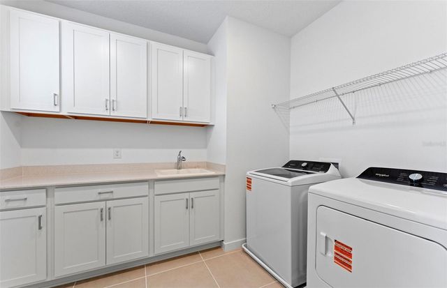 9907 AUTUMN RIDGE AVENUE, Riverview, FL 33578