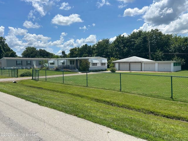 245 Octagon Ave, Louisville, KY 40229
