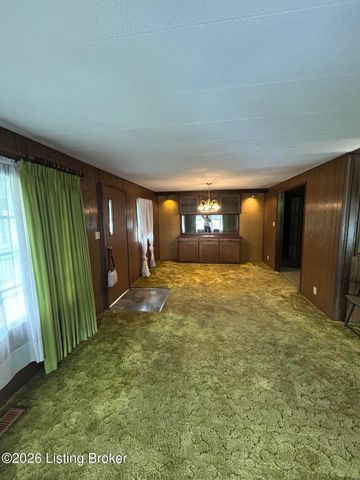 245 Octagon Ave, Louisville, KY 40229