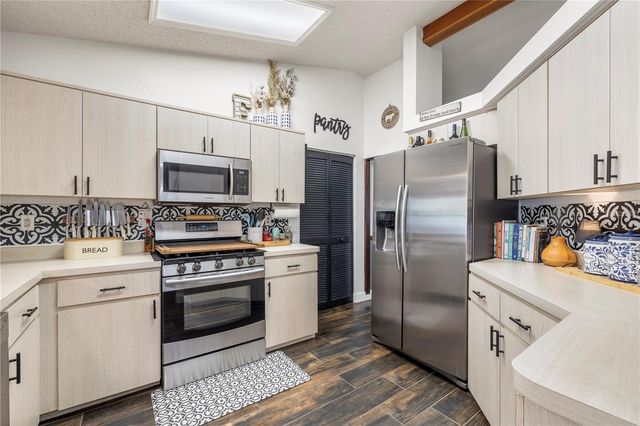 16620 KERRY HILLS LANE, Spring Hill, FL 34610