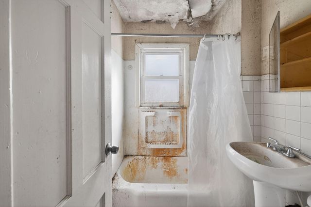 530 Whitethorne Avenue, Columbus, OH 43223