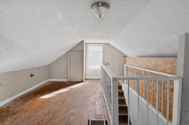 530 Whitethorne Avenue, Columbus, OH 43223