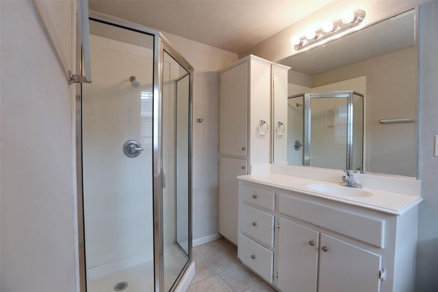6123 Grape Street, Houston, TX 77074