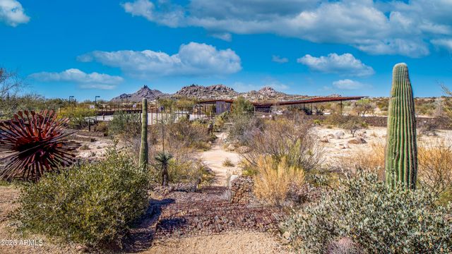 27600 N 110TH Place, Scottsdale, AZ 85262