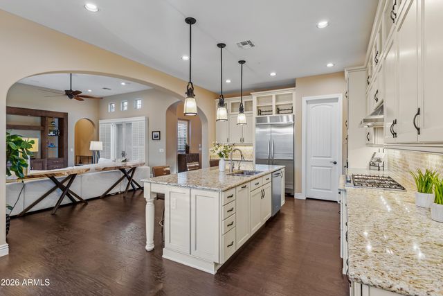 27600 N 110TH Place, Scottsdale, AZ 85262