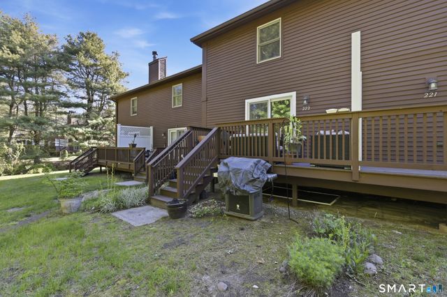 222 Candlewood Drive 222, Enfield, CT 06082