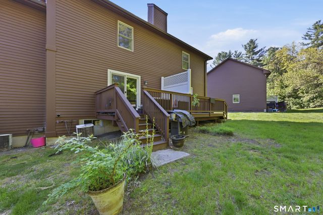 222 Candlewood Drive 222, Enfield, CT 06082