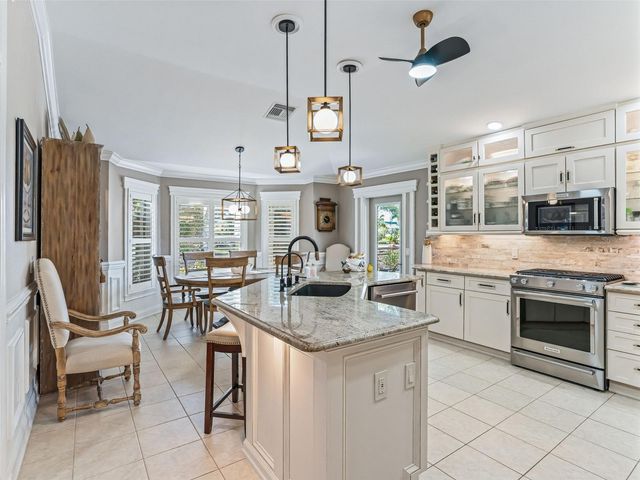 2223 WESTCHESTER WAY, The Villages, FL 32162