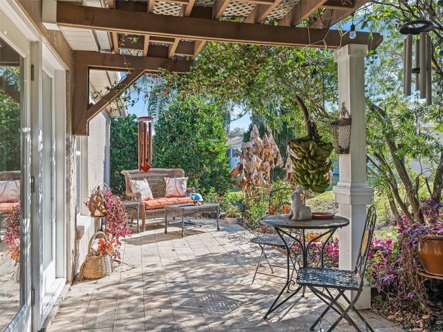 2223 WESTCHESTER WAY, The Villages, FL 32162