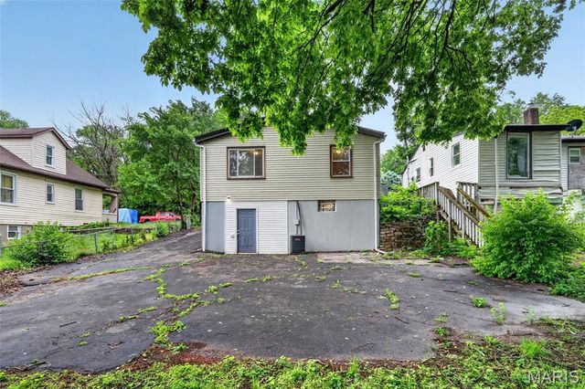 729 Dammert Avenue, St Louis, MO 63125