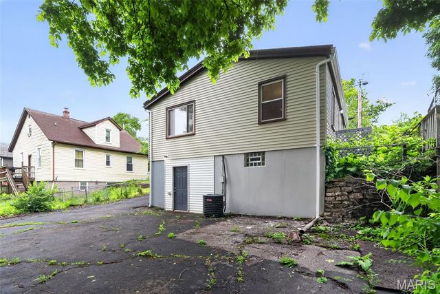 729 Dammert Avenue, St Louis, MO 63125