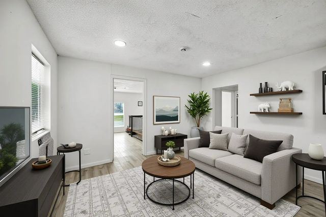 320 T A CARROLL Avenue, Corsicana, TX 75110