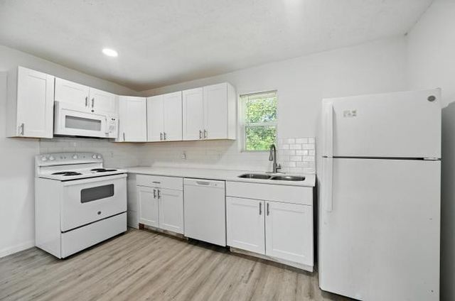 320 T A CARROLL Avenue, Corsicana, TX 75110