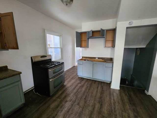 8253 S Throop Street, Chicago, IL 60620