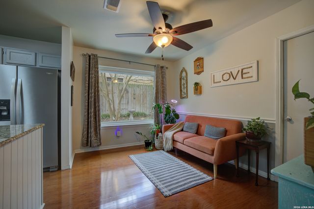 1937 Squire, New Braunfels, TX 78130