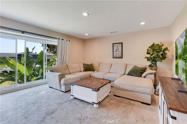 13791 Pasadena, Santa Ana, CA 92705