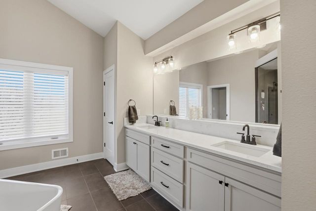 3082 Monona COURT, Oconomowoc, WI 53066