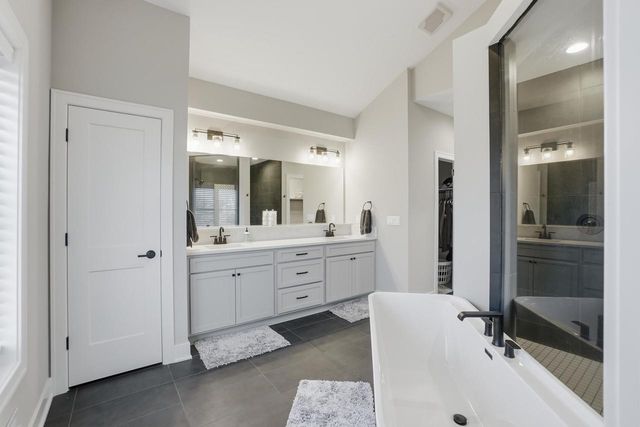 3082 Monona COURT, Oconomowoc, WI 53066