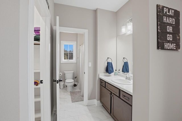 3082 Monona COURT, Oconomowoc, WI 53066