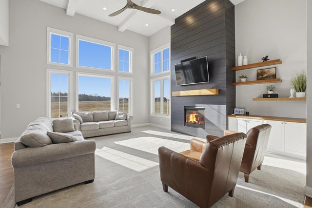 3082 Monona COURT, Oconomowoc, WI 53066