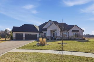 3082 Monona COURT, Oconomowoc, WI 53066