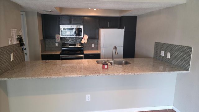 2818 S Bartell Drive 13, Houston, TX 77054