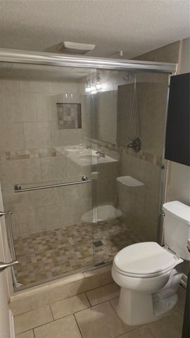 2818 S Bartell Drive 13, Houston, TX 77054