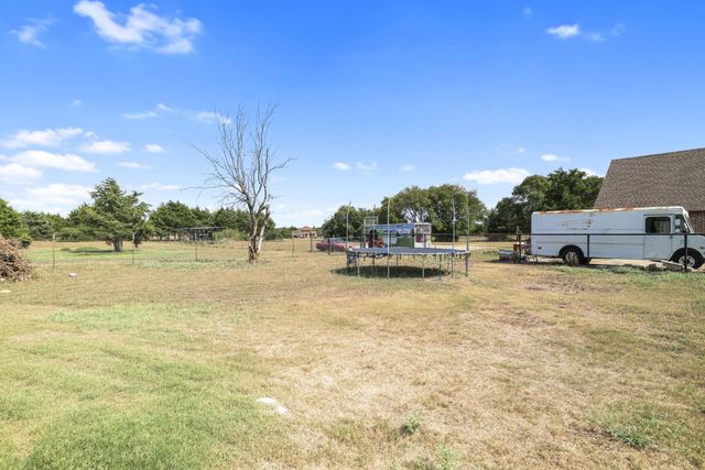 200 N Oak Branch Road, Waxahachie, TX 75167