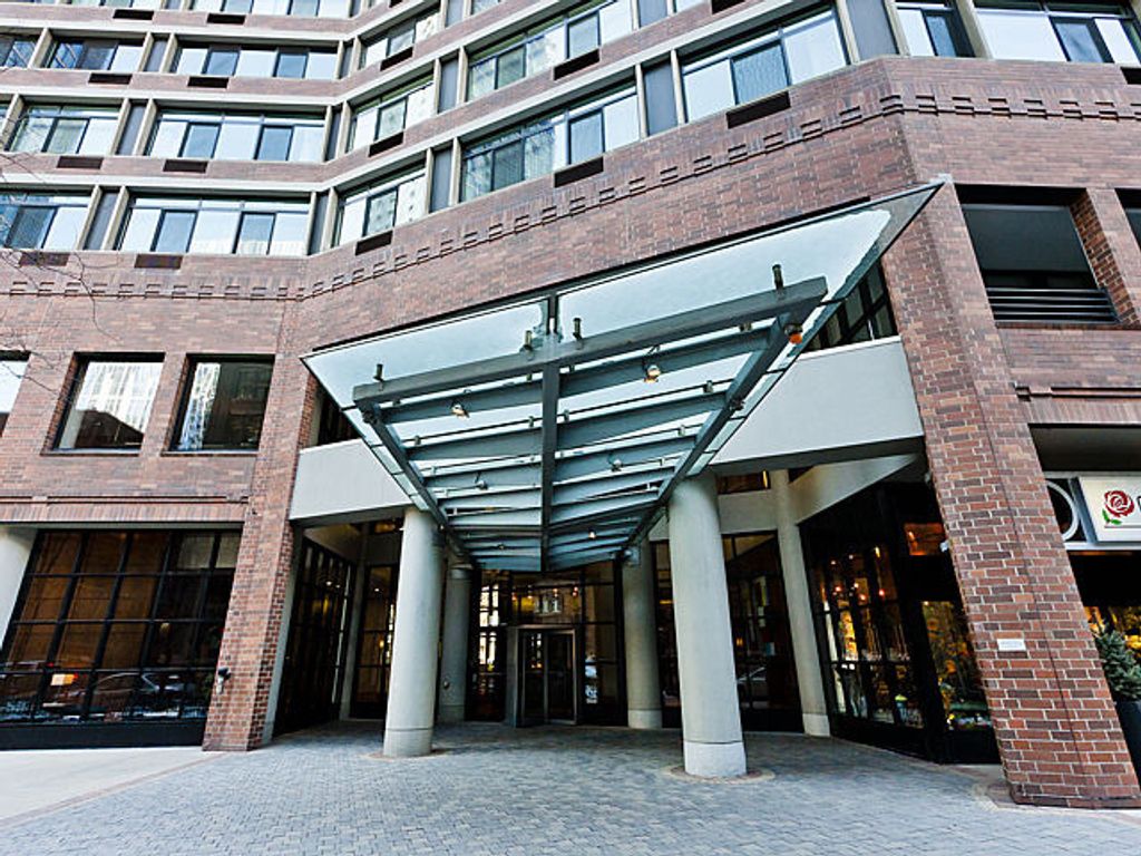 211 E OHIO Street 910, Chicago, IL 60611