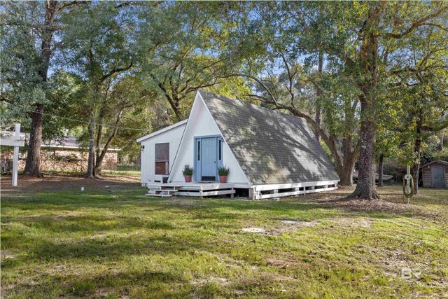 16390 Juniper Lane, Summerdale, AL 36580